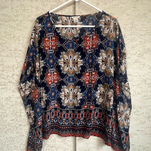 Ariat Geometric Print Women's Top - Picture 1 of 13